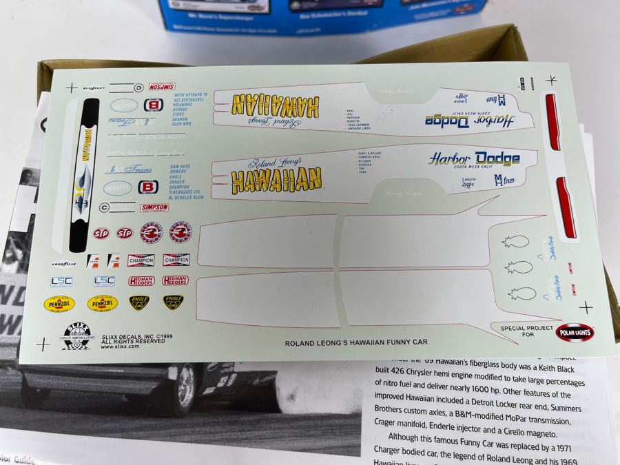 Polar Lights Roland Leong's Hawaiian Funny Car Model Kit 1999 [Photo 8]