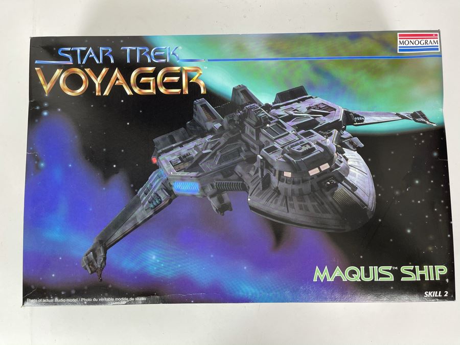Monogram Star Trek Voyager Maquis Ship Model Kit 1995 [Photo 1]