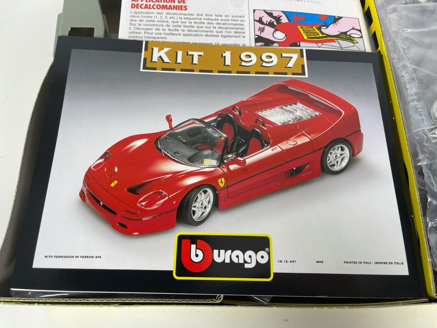 Bburago Dodge Viper GTS Coupe 1996 Car Model Die-Cast Metal Kit 1997 [Photo 8]