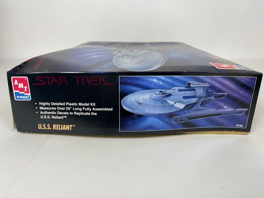 AMT Ertl Star Trek U.S.S. Reliant Scale Model Kit 1995 [Photo 6]