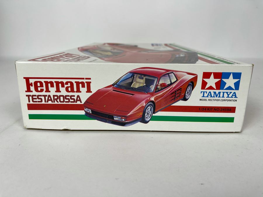 Japanese Tamiya Ferrari Testarossa Car Model Kit [Photo 6]