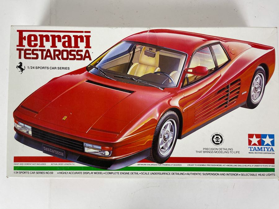 Japanese Tamiya Ferrari Testarossa Car Model Kit [Photo 2]