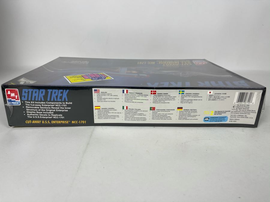 Sealed AMT Ertl Star Trek Cut-Away U.S.S. Enterprise NCC-1701 Model Kit 1995 [Photo 4]