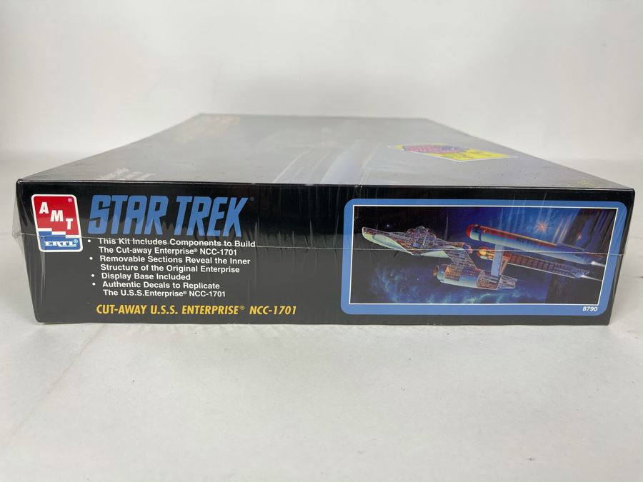 Sealed AMT Ertl Star Trek Cut-Away U.S.S. Enterprise NCC-1701 Model Kit 1995 [Photo 3]