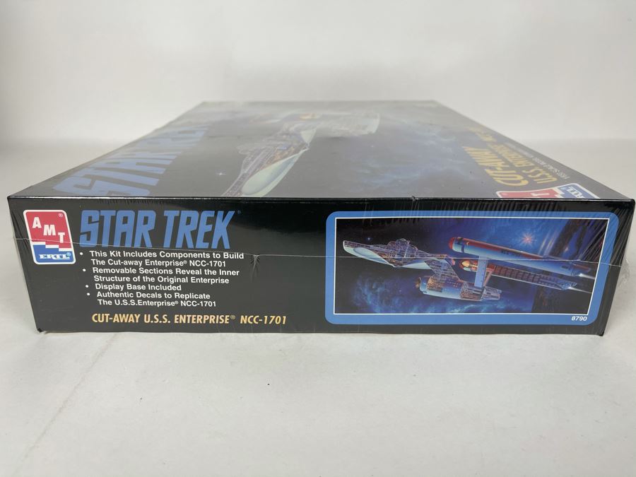Sealed AMT Ertl Star Trek Cut-Away U.S.S. Enterprise NCC-1701 Model Kit 1995 [Photo 5]