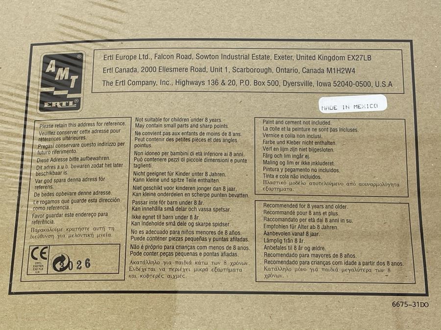 Sealed AMT Ertl Star Trek Cut-Away U.S.S. Enterprise NCC-1701 Model Kit 1995 [Photo 7]