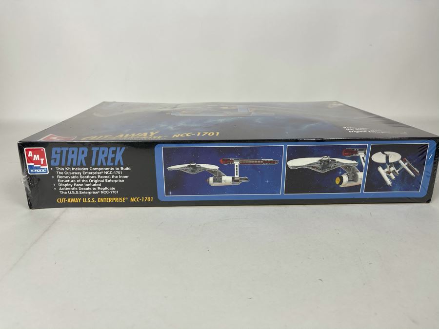 Sealed AMT Ertl Star Trek Cut-Away U.S.S. Enterprise NCC-1701 Model Kit 1995 [Photo 2]