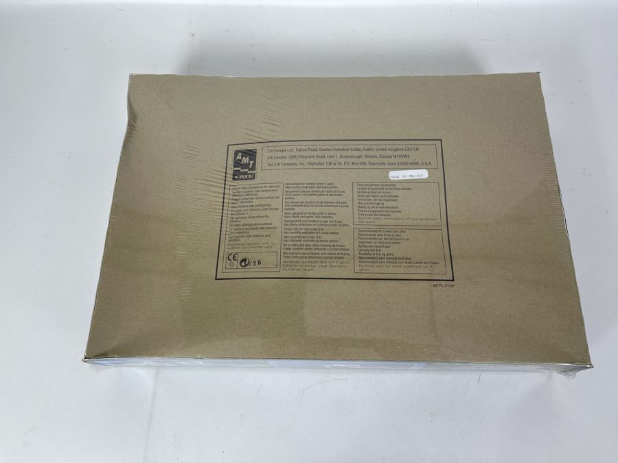 Sealed AMT Ertl Star Trek Cut-Away U.S.S. Enterprise NCC-1701 Model Kit 1995 [Photo 6]