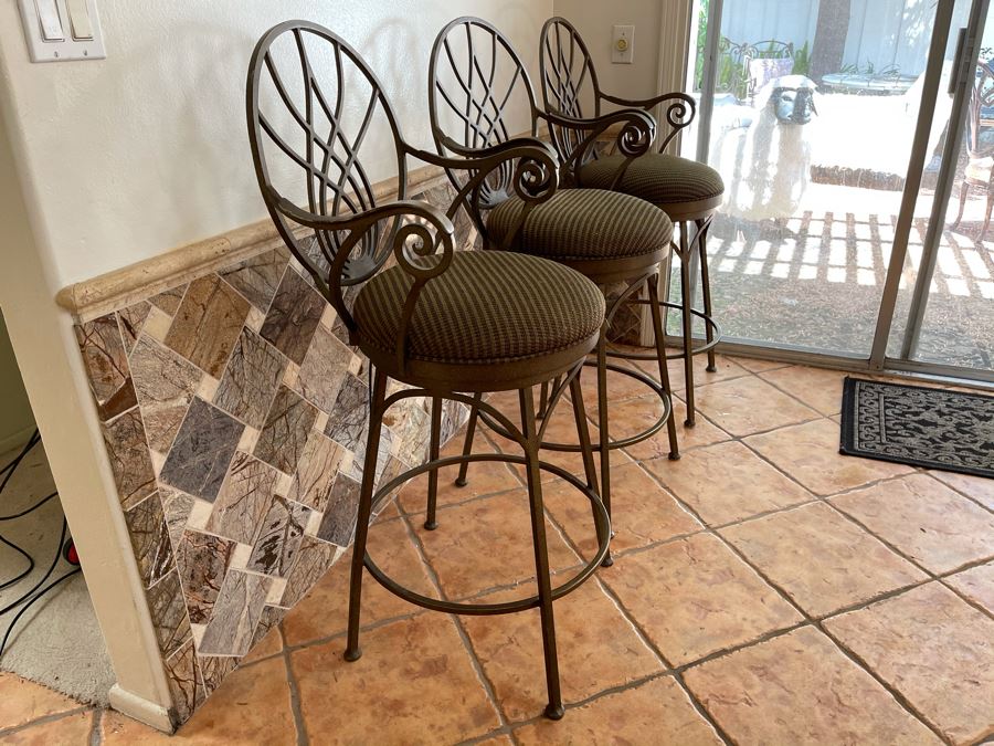 JUST ADDED - (3) Henry West Designs Metal Swivel Barstools (Heavy) [Photo 4]