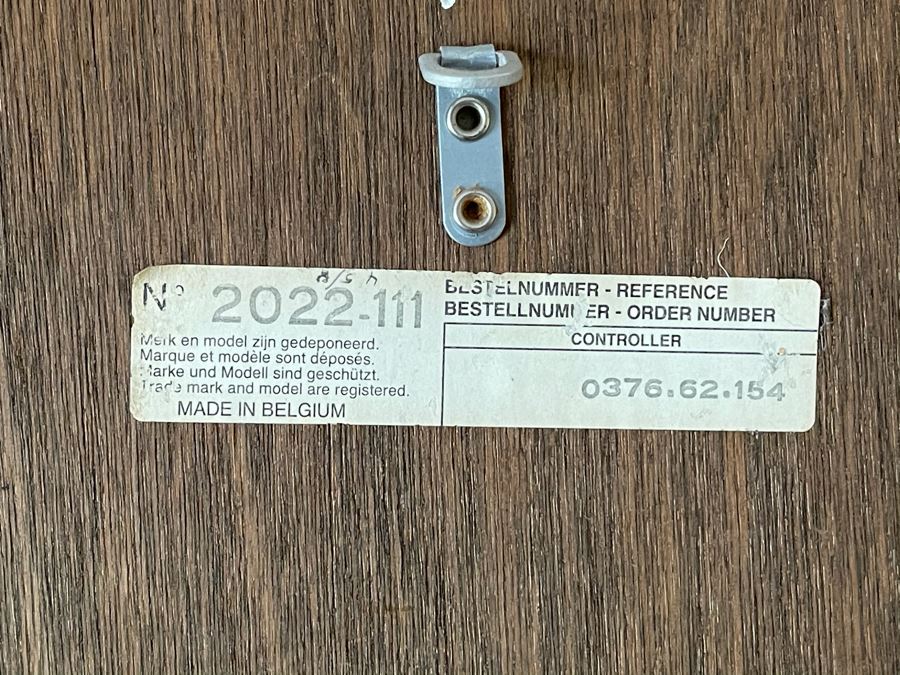 JUST ADDED - Vintage Gilt Wooden Wall Mirror Made In Belgium [Photo 7]