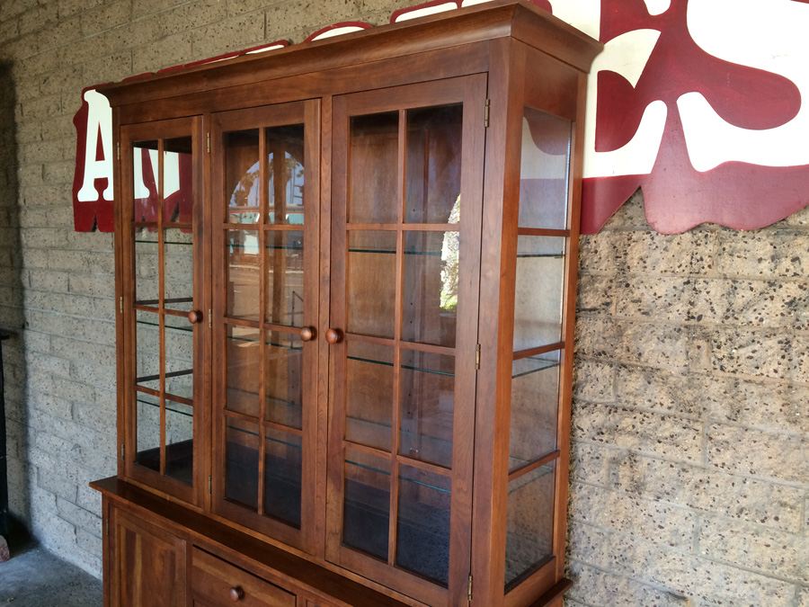 Ethan Allen Credenza with Hutch China Cabinet in Excellent Condition [Photo 3]