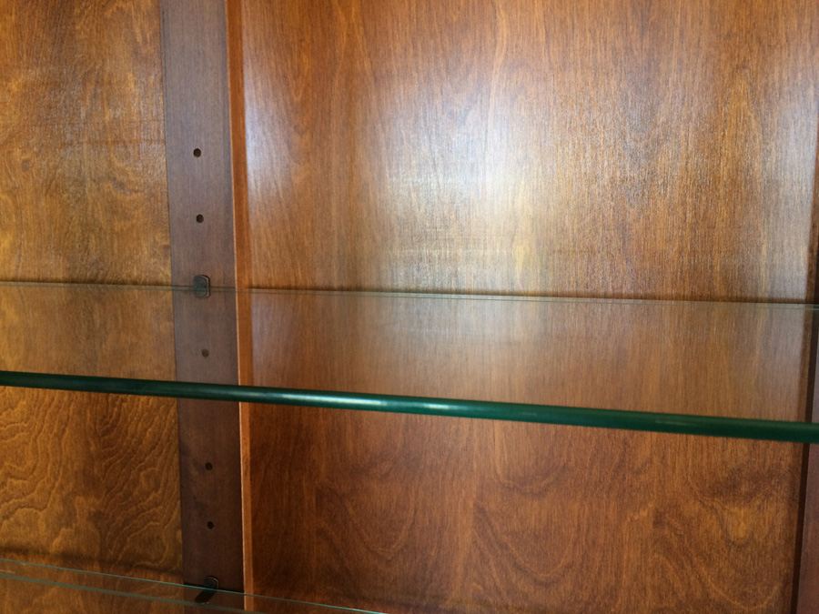 Ethan Allen Credenza with Hutch China Cabinet in Excellent Condition [Photo 13]