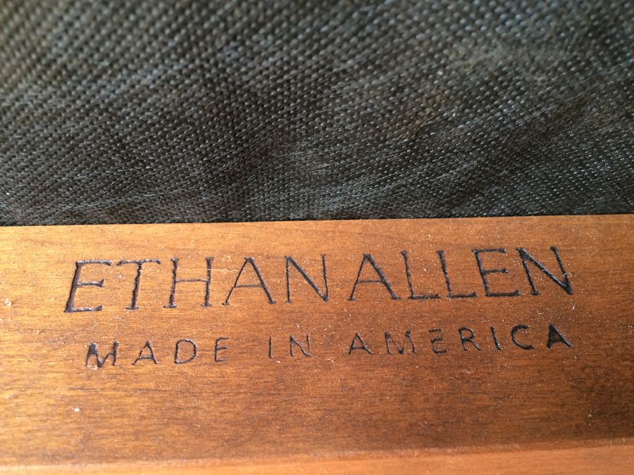 Ethan Allen Dining Table with 8 Chairs and 2 Leaves [Photo 9]