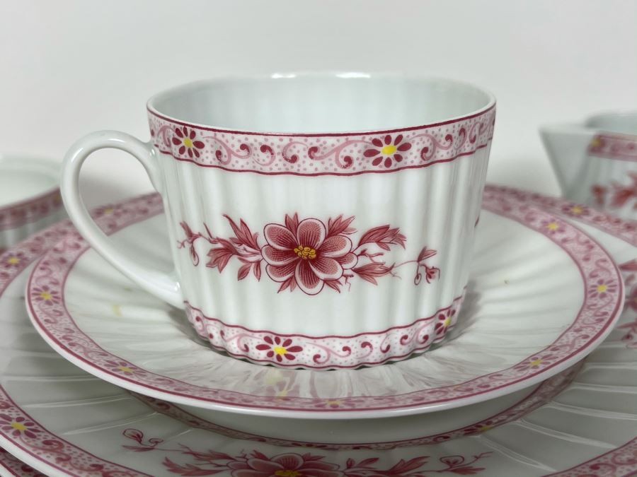 JUST ADDED - Limoges France A. Lanternier & Co Coffee Pot With Creamer And Sugar (No Lid), 3 Cups And Saucers Plus 7 Plates [Photo 6]