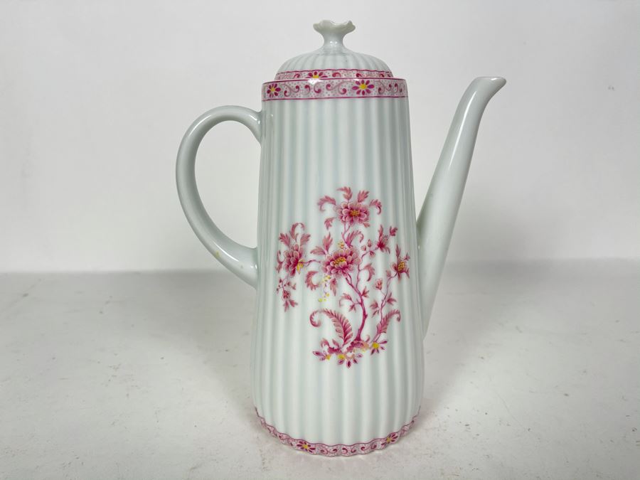 JUST ADDED - Limoges France A. Lanternier & Co Coffee Pot With Creamer And Sugar (No Lid), 3 Cups And Saucers Plus 7 Plates [Photo 2]