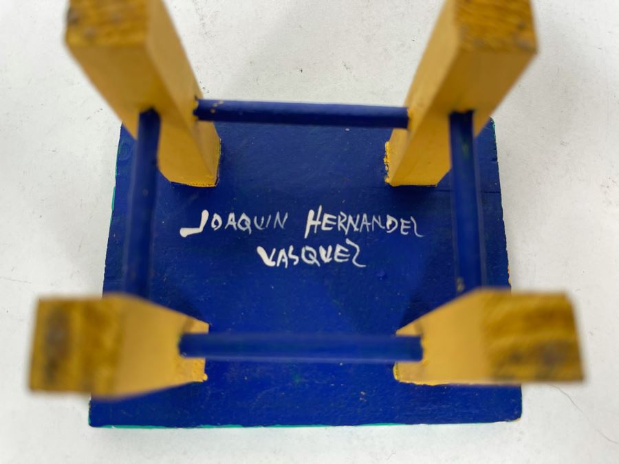 JUST ADDED - Oaxacan Folk Art Hand Crafted And Painted Oaxaca Mexico Signed Joaquin Hernandez Vasquez [Photo 5]
