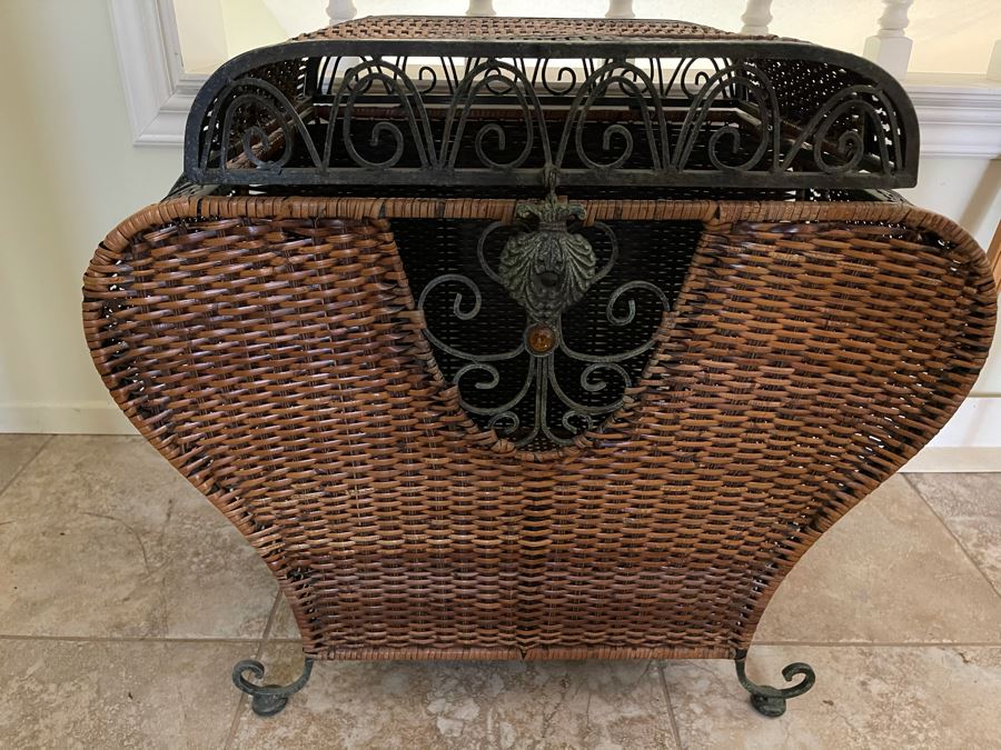 JUST ADDED - Footed Trunk 27W X 17D X 25H [Photo 2]