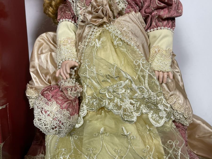 Limited Edition Janis Berard Victorian Doll Treasured Heirloom Collection By KAIS 1159 Of 7500 18H With Box [Photo 6]