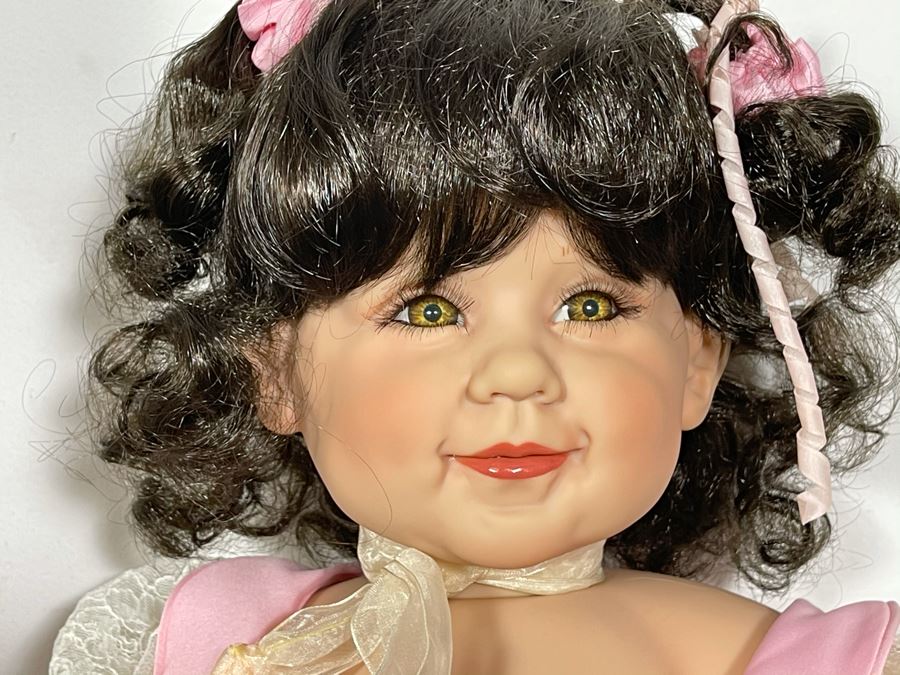 Vintage 2001 Limited Edition Fayzah Spanos Collectible Doll Hand Signed By Fayzah Spanos Precious Heirloom Dolls Designer 131 Of 500 With Box 26L [Photo 5]