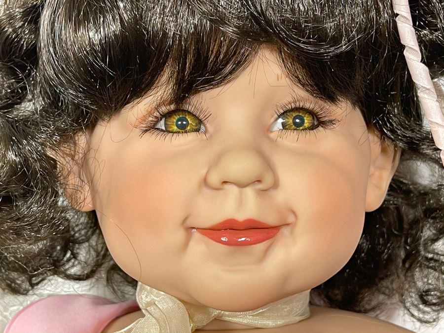 Vintage 2001 Limited Edition Fayzah Spanos Collectible Doll Hand Signed By Fayzah Spanos Precious Heirloom Dolls Designer 131 Of 500 With Box 26L [Photo 4]