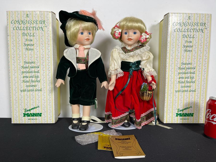 Pair Of Vintage 1991 Seymour Mann Dolls 14H [Photo 1]