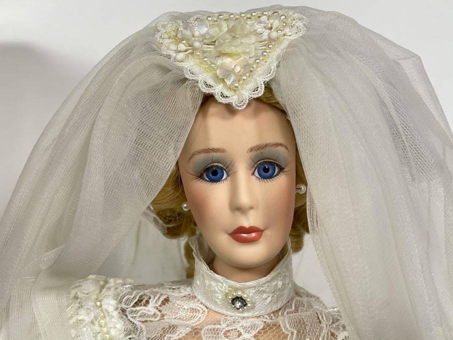 Limited Edition Dynasty Doll Collection 'Winifred' Bride Doll Designed By Hazel Tertsakian 24H [Photo 3]