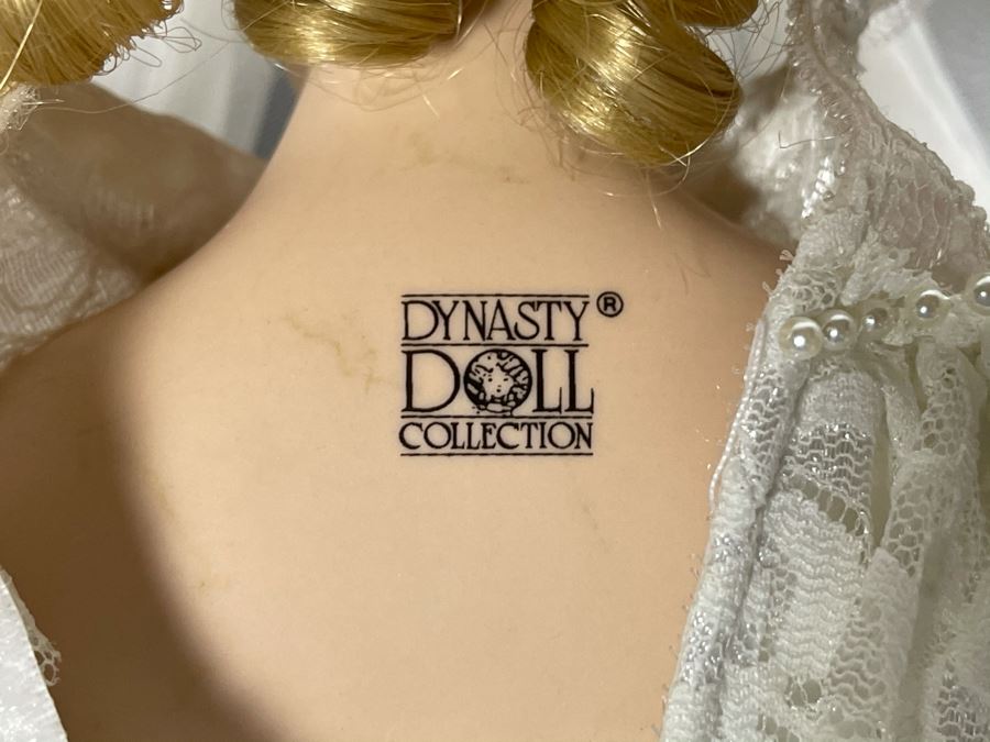 Limited Edition Dynasty Doll Collection 'Winifred' Bride Doll Designed By Hazel Tertsakian 24H [Photo 8]