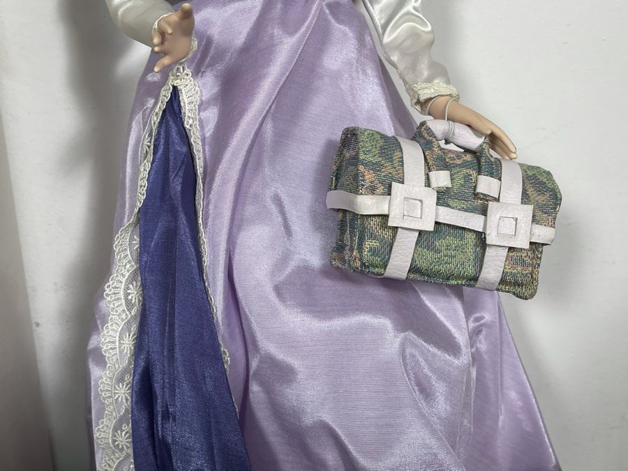 Limited Edition Dynasty Doll Collection Victorian Doll 23H [Photo 4]