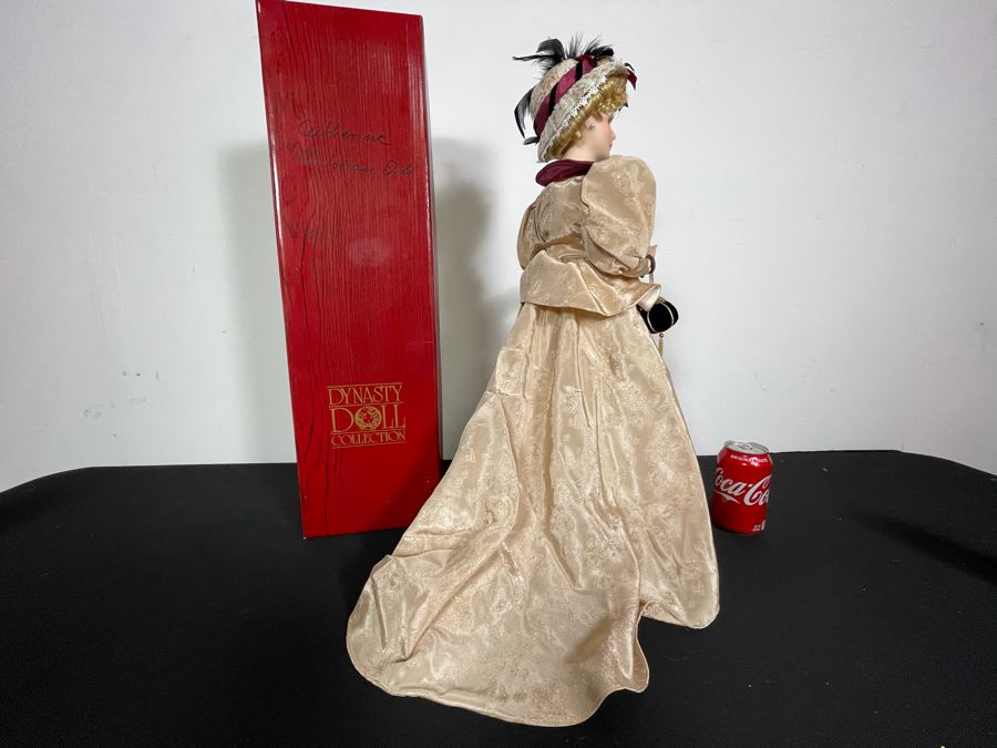 Limited Edition Dynasty Doll Collection Victorian Doll 23H [Photo 6]