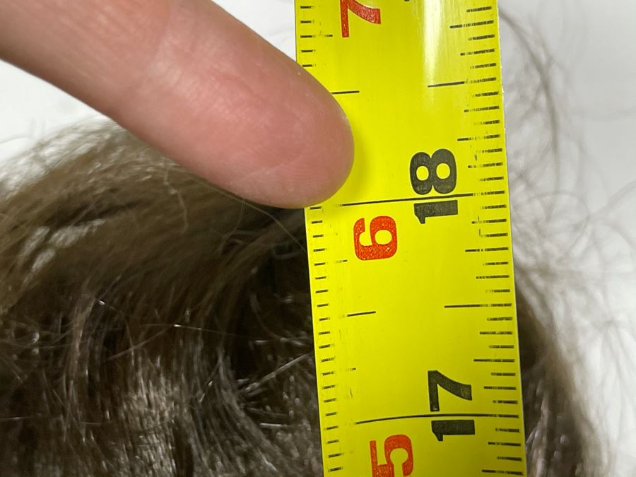 Seymour Mann Connoisseur Collection Doll With Box 18H [Photo 8]