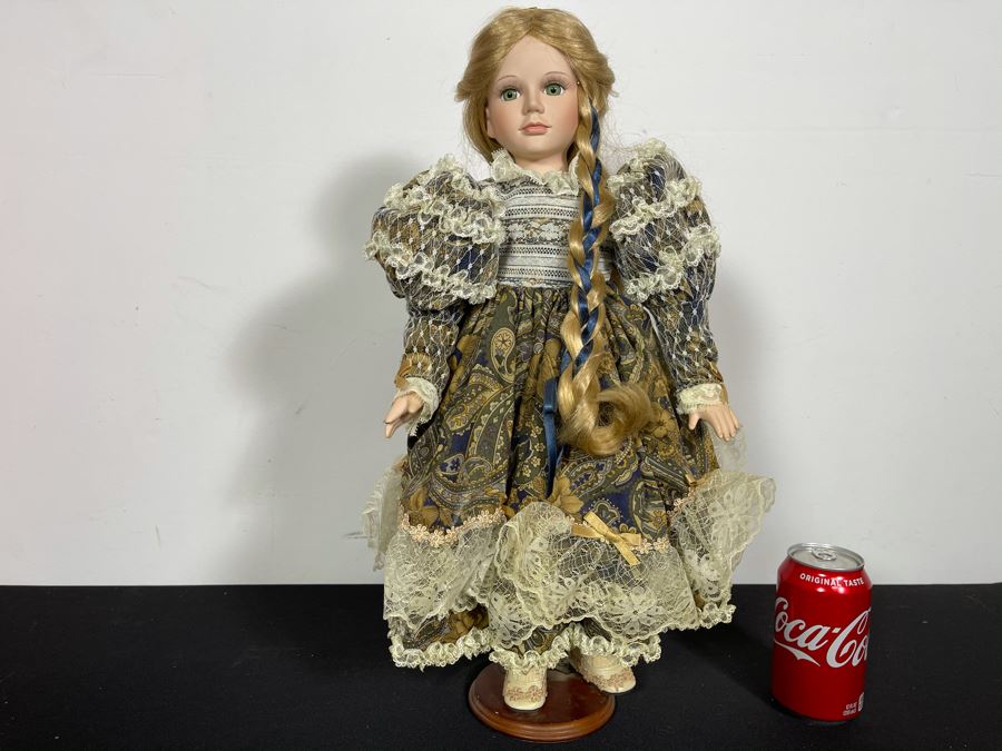 Porcelain Rapunzel Westminster Doll 20H [Photo 2]