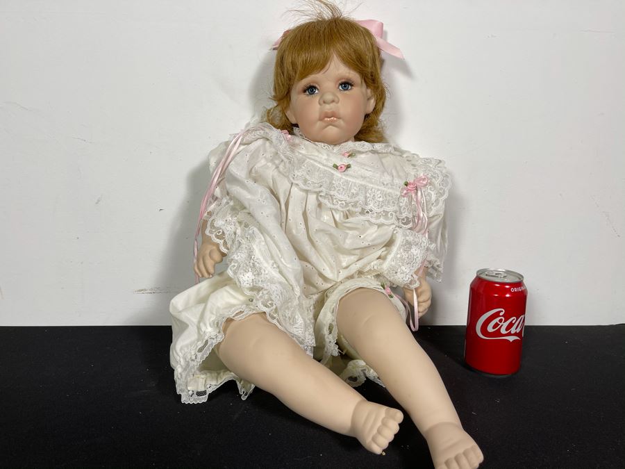 Vintage Limited Edition 1995 Hand Signed Mary Ellen Gilkie Doll 'Britany' 28H [Photo 2]