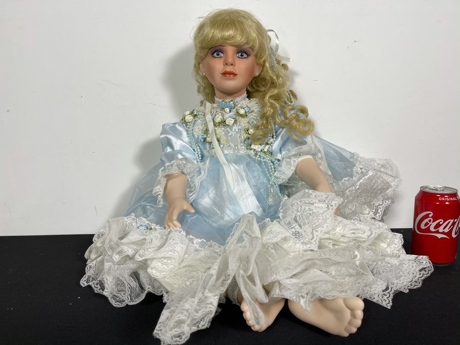 Limited Edition Rustie Doll 1190 Of 2000 26L