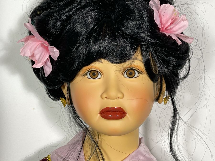 Masterpiece Gallery Limited Edition Artist Doll By Dwi Saptono 4 Of 600 36H With Box [Photo 5]