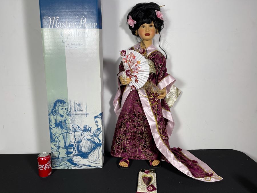 Masterpiece Gallery Limited Edition Artist Doll By Dwi Saptono 4 Of 600 36H With Box [Photo 3]