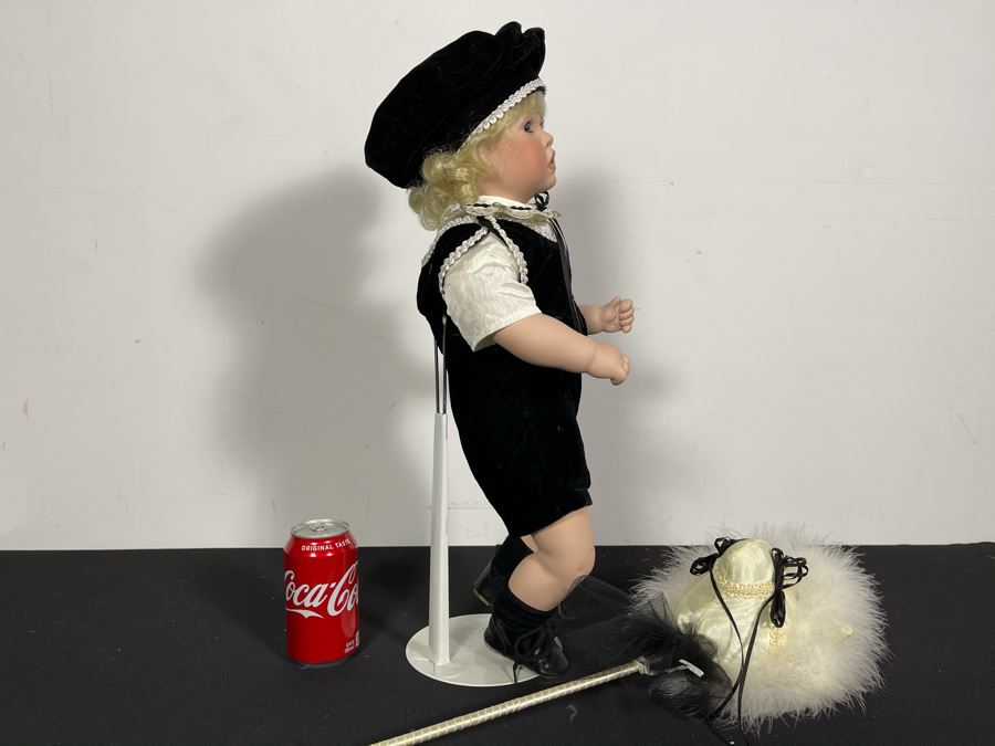 Limited Edition Janis Berard Doll 205 Of 1000 21H [Photo 5]