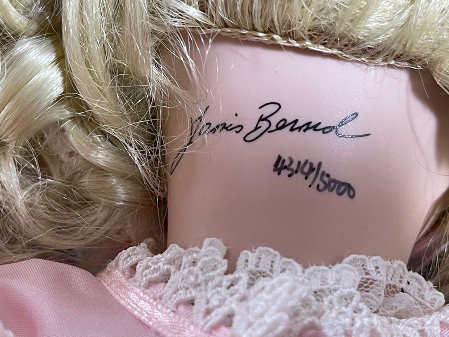 Limited Edition Janis Berard Doll 4314 Of 5000 20H [Photo 9]