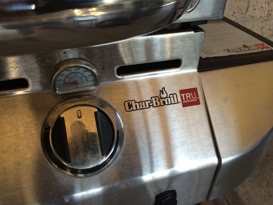 Commerical Infrared Char-Broil Grill [Photo 3]