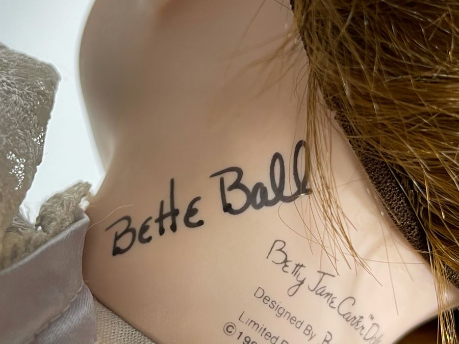 Vintage 1993 Hand Signed Betty Jane Carter Original Limited Edition Musical Porcelain Doll Designed By Bette Ball For Goebel 276 Of 1000 22H With Box Hand Signed By Bette Ball [Photo 7]