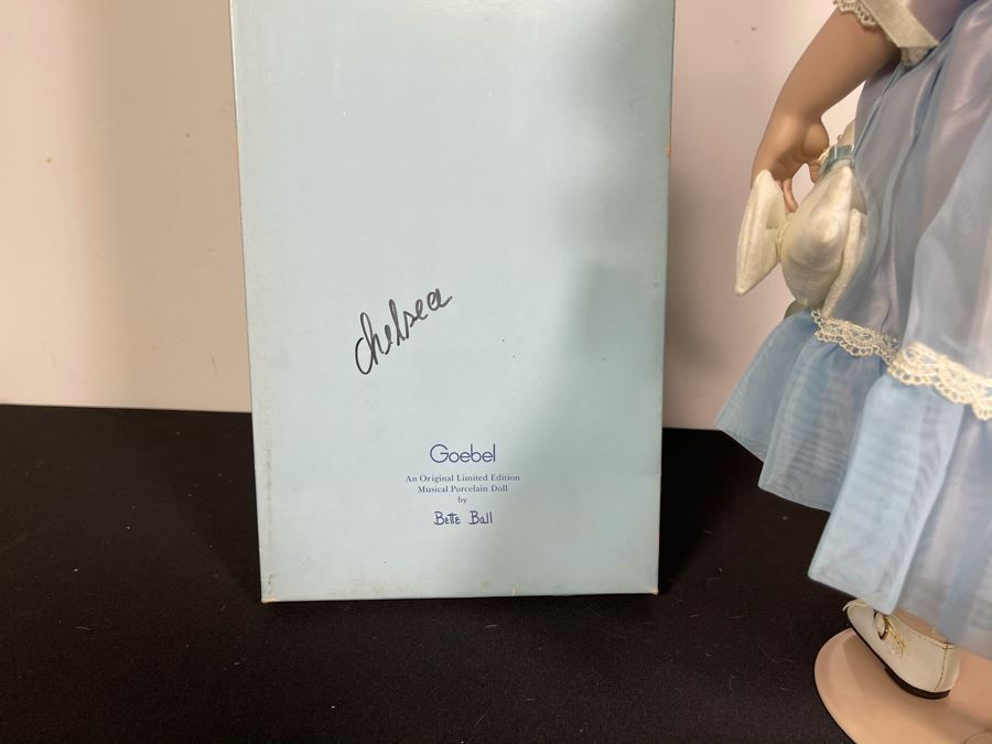 Vintage 1993 Hand Signed Betty Jane Carter Original Limited Edition Musical Porcelain Doll Designed By Bette Ball For Goebel 276 Of 1000 22H With Box Hand Signed By Bette Ball [Photo 11]
