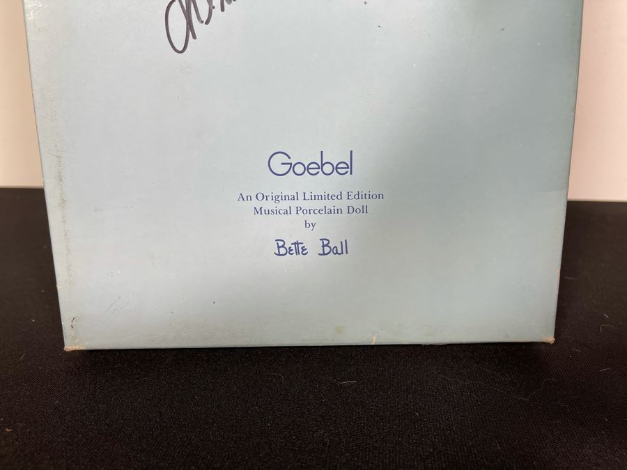 Vintage 1993 Hand Signed Betty Jane Carter Original Limited Edition Musical Porcelain Doll Designed By Bette Ball For Goebel 276 Of 1000 22H With Box Hand Signed By Bette Ball [Photo 12]