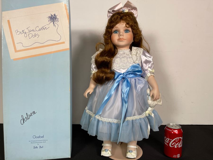 Vintage 1993 Hand Signed Betty Jane Carter Original Limited Edition Musical Porcelain Doll Designed By Bette Ball For Goebel 276 Of 1000 22H With Box Hand Signed By Bette Ball [Photo 2]
