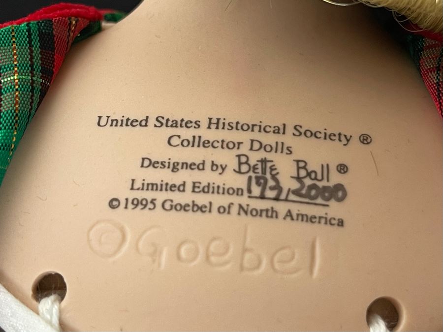 Vintage 1995 Betty Jane Carter Original Limited Edition Musical Porcelain Doll Designed By Bette Ball For Goebel 173 Of 2000 20H With Box [Photo 6]