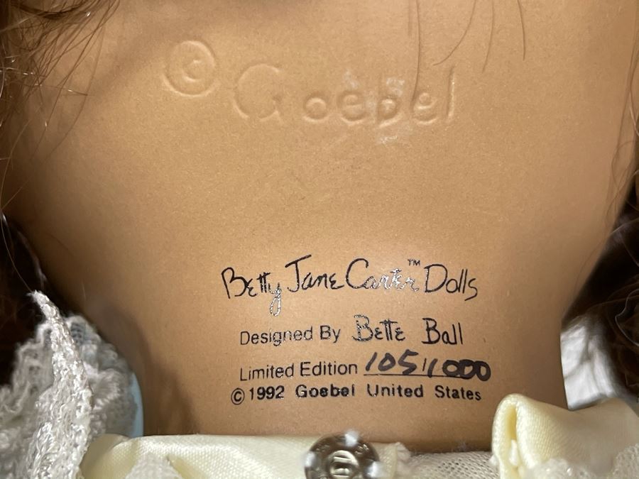 Vintage 1992 Betty Jane Carter Original Limited Edition Musical Porcelain Doll Designed By Bette Ball For Goebel 105 Of 1000 21H With Box [Photo 9]