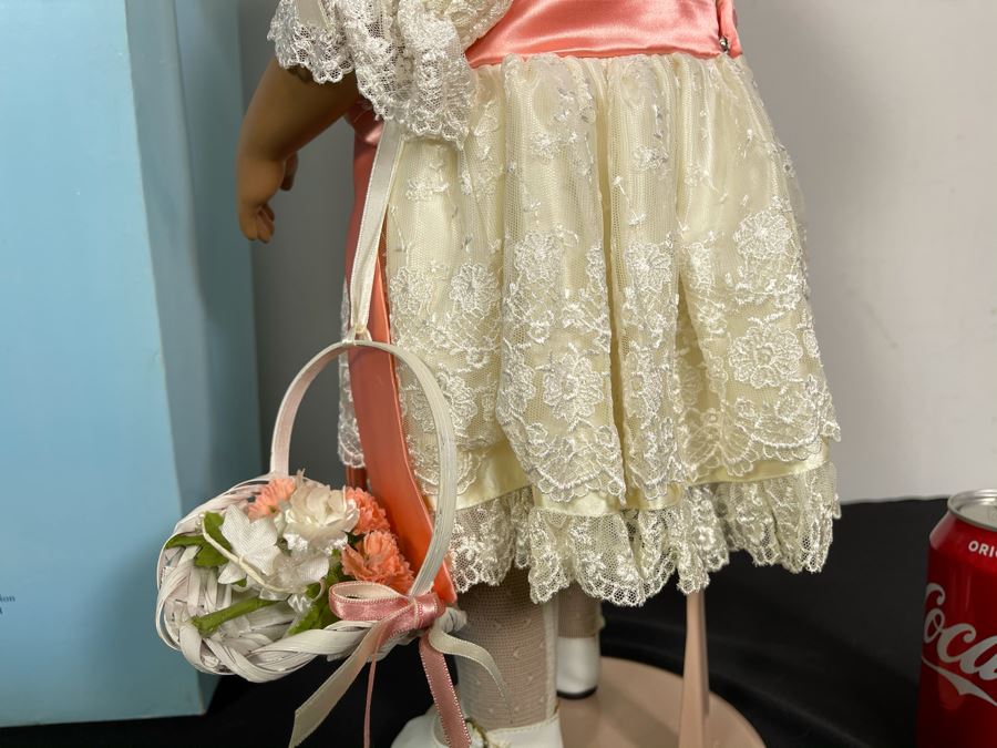 Vintage 1992 Betty Jane Carter Original Limited Edition Musical Porcelain Doll Designed By Bette Ball For Goebel 105 Of 1000 21H With Box [Photo 7]