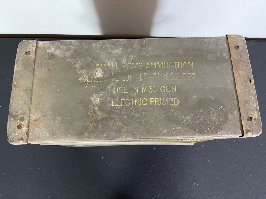 Vintage M61 Gun 20MM Ammunition Cartridge Military Metal Box Case With Handles 19W X 8D X 14H [Photo 6]