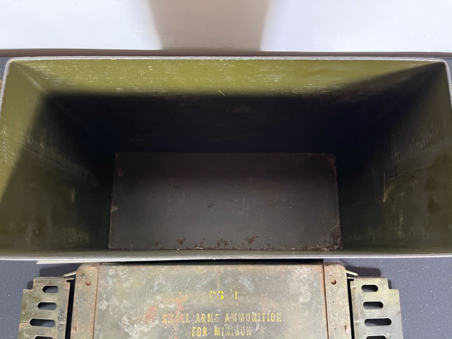 Vintage Ammunition Cartridge Military Metal Box Case With Handles [Photo 7]