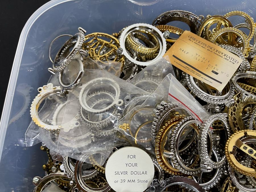 Plastic Bin Filled With Hundreds Of US One Dollar / Half Dollar Coin Bezel Holders - See Photos [Photo 11]