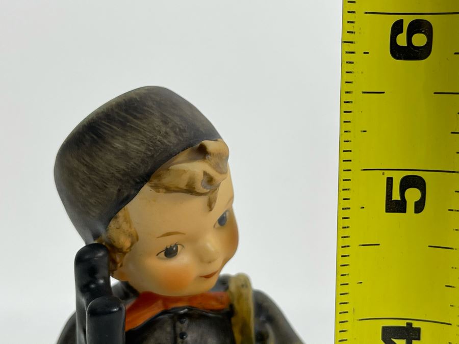 Hummel Figurine 'Chimney Sweep' #12 5.5H [Photo 7]
