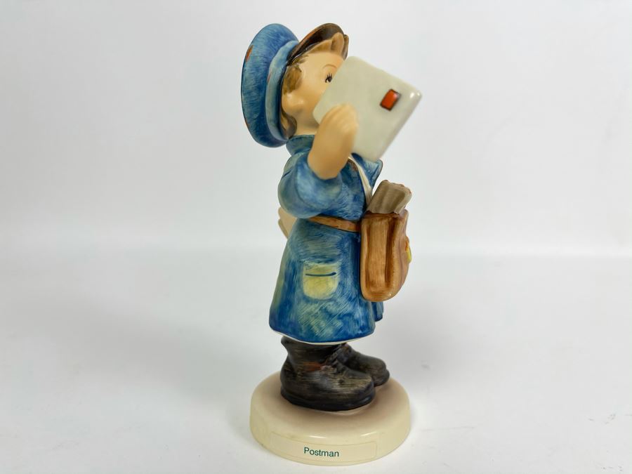 Hummel Figurine 'Postman' 5.25H [Photo 5]